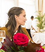 Filename=024.jpg
Filesize=722KiB
Dimensions=2467x2467
Date added=F d, Y 024.jpg
